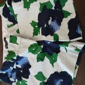 Outback Floral Women's Shorts